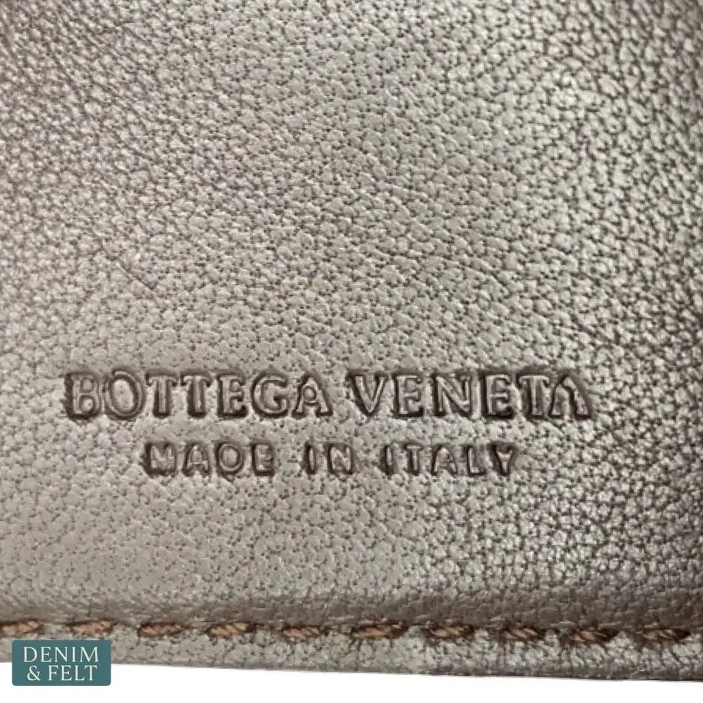 Bottega Veneta Intrecciato Brown Leather Zip Around Wallet Luxury Woven‎ Classic